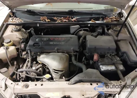 2002 Toyota Camry Le z USA, uszkodzony, nr VIN 4T1BE32K22U581499